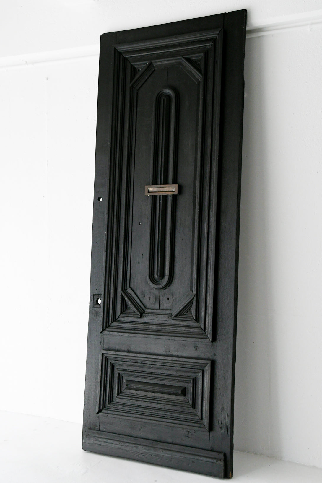 Black Solid Door ベルギーアンティークドア オーク無垢材 サロン 家具 